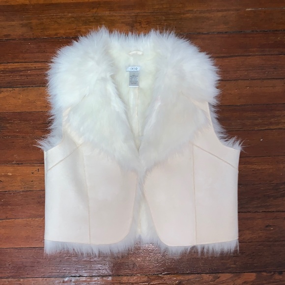 Cache Jackets & Blazers - Caché Faux Fur Vest US S
